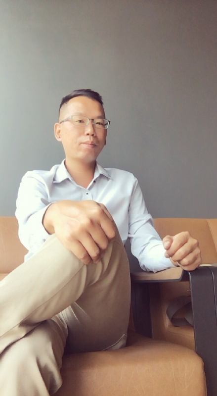 LI的第一张照片--桃园王婆说媒