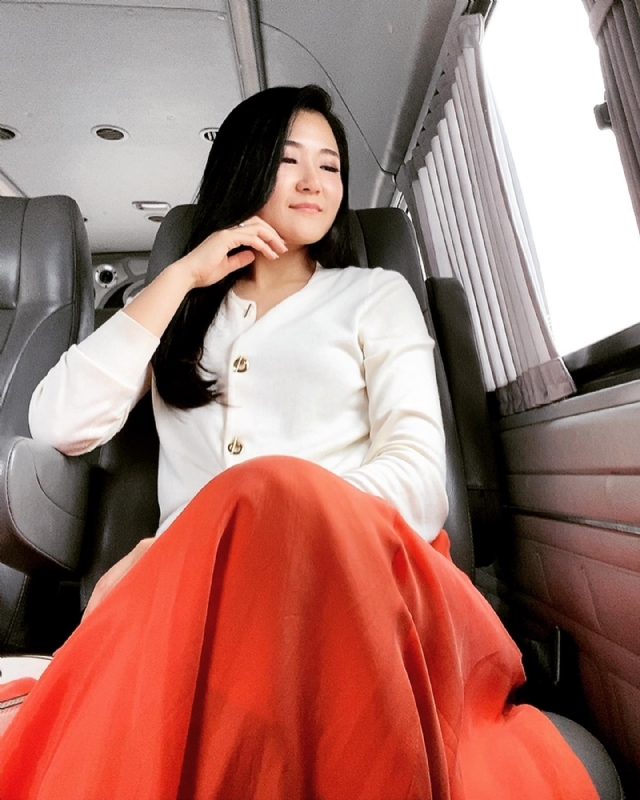 深凝久伴的第一张照片--桃园王婆说媒